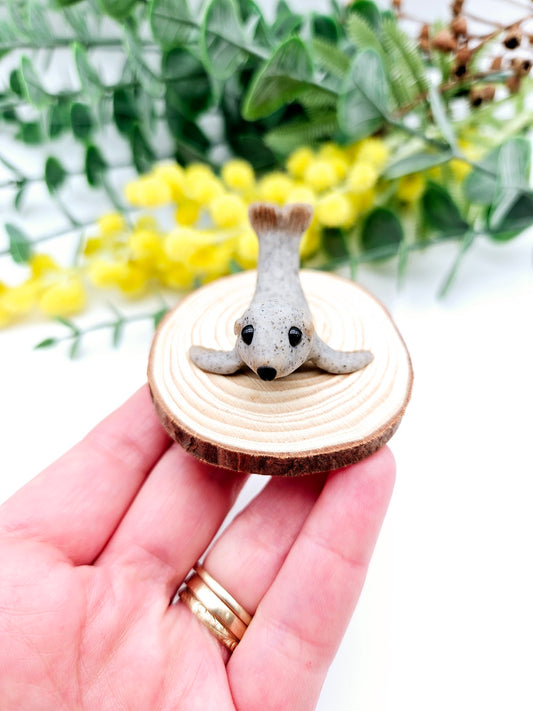 Seal miniature sculpture