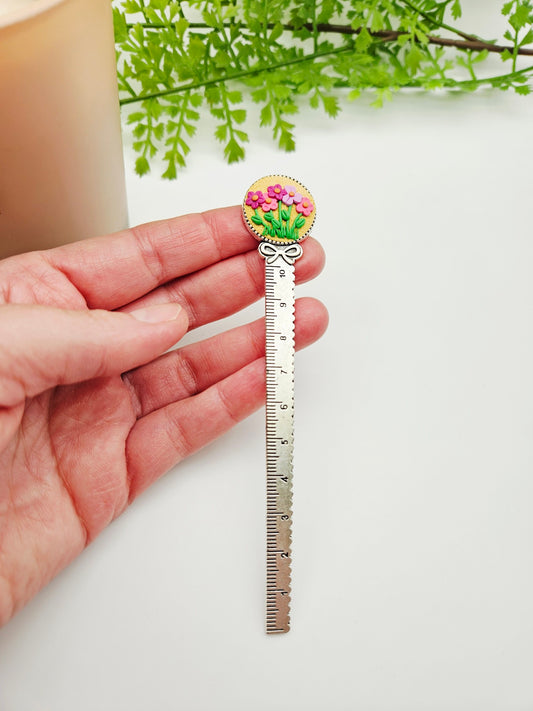 Bookmark vintage tape measure - sunrise flower field
