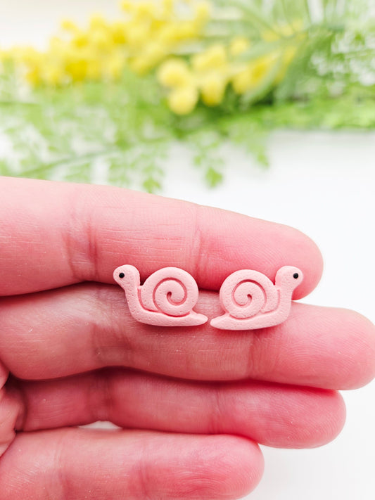 Earring studs - pink snails
