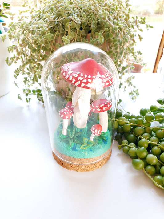 Mushroom fungi sculpture - Amanita muscaria red