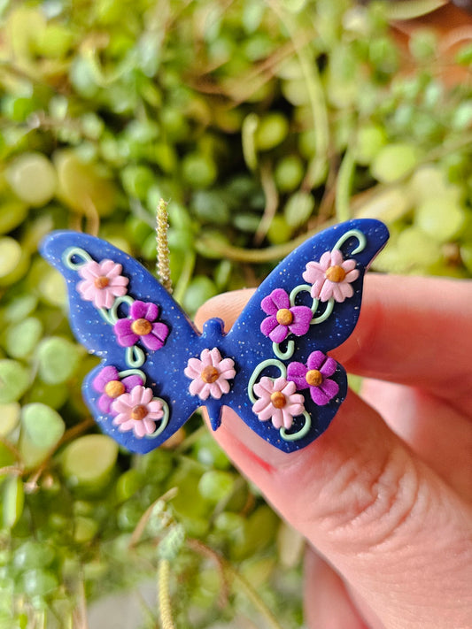 Butterfly brooch, shimmer & flowers