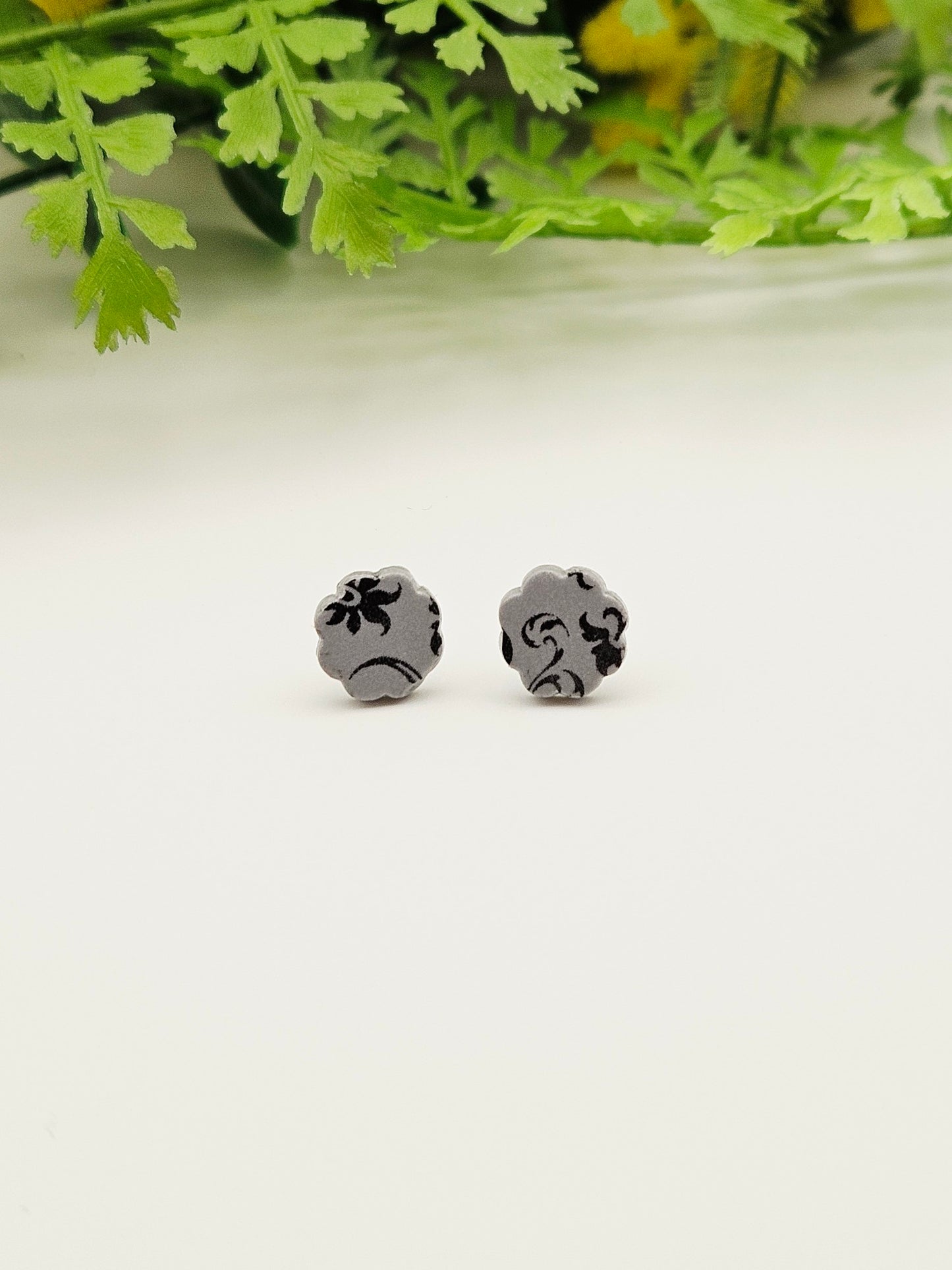 Earring studs - grey & black flowers