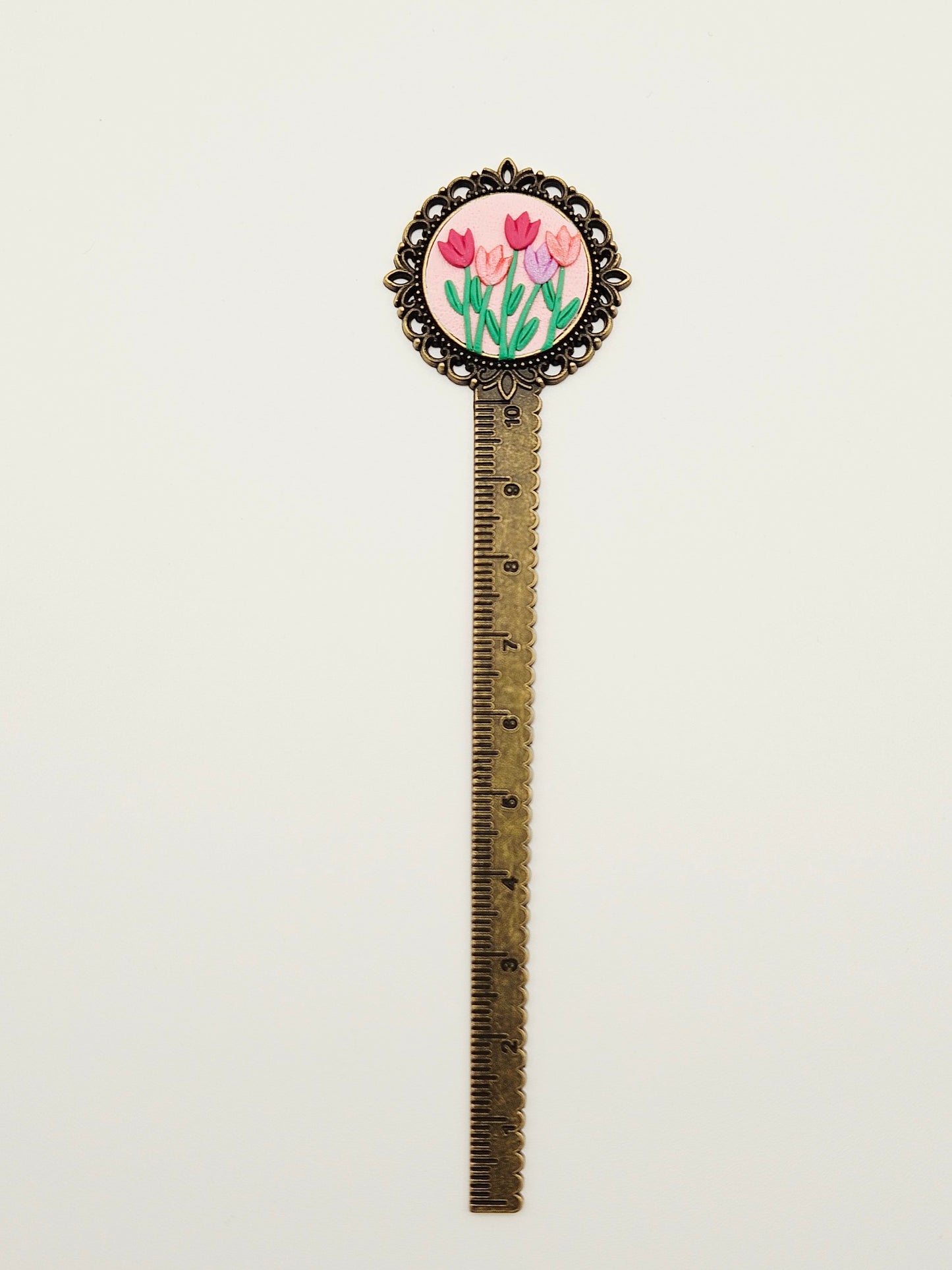 Bookmark vintage style - tulip tape measure