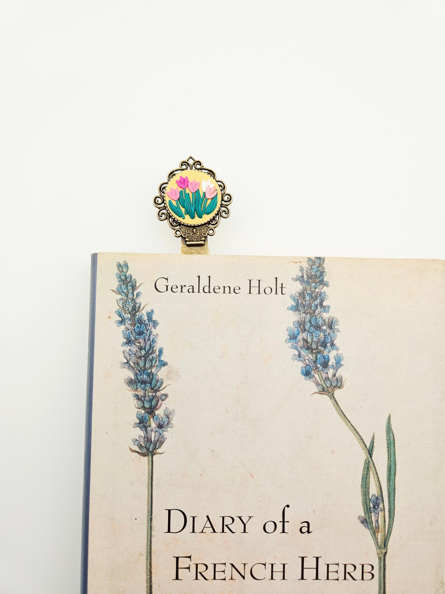 Bookmark vintage style - tulips in sunshine