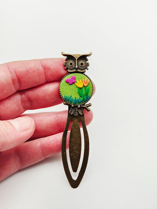 Bookmark vintage owl - flower field