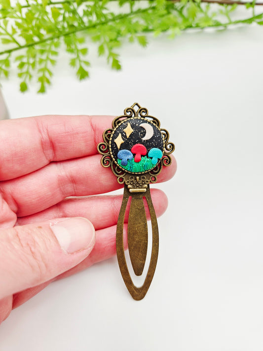 Bookmark vintage elegance - mushrooms under the moon