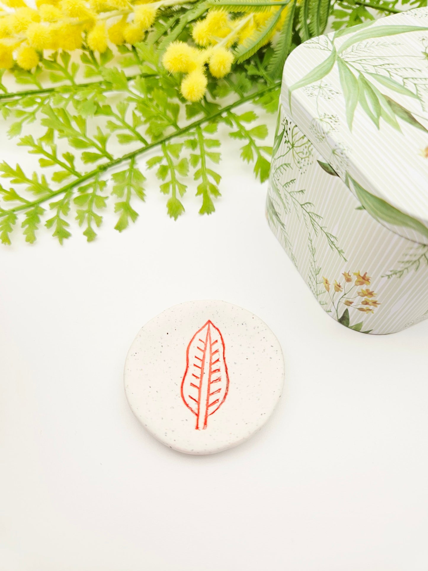 Ring dish - red leaf imprint