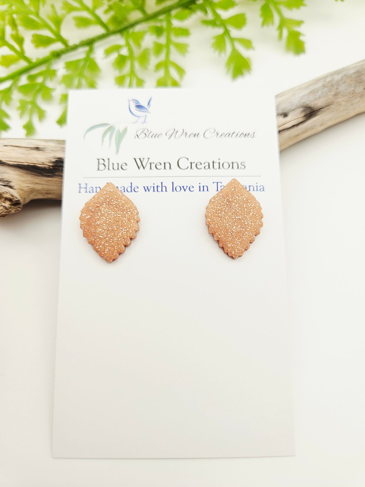 Earring studs - rose gold leaves