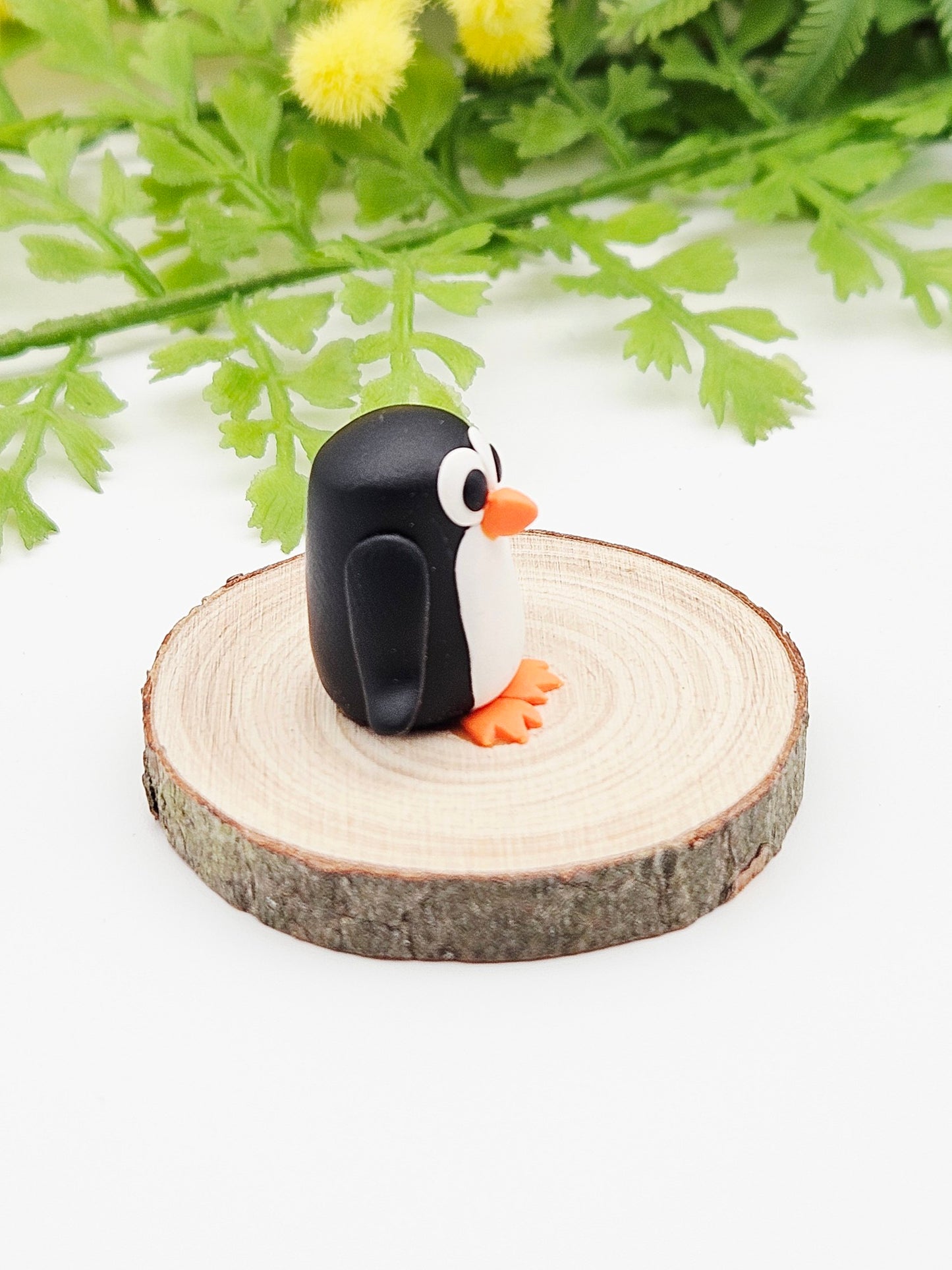 Fairy Penguin miniature sculpture