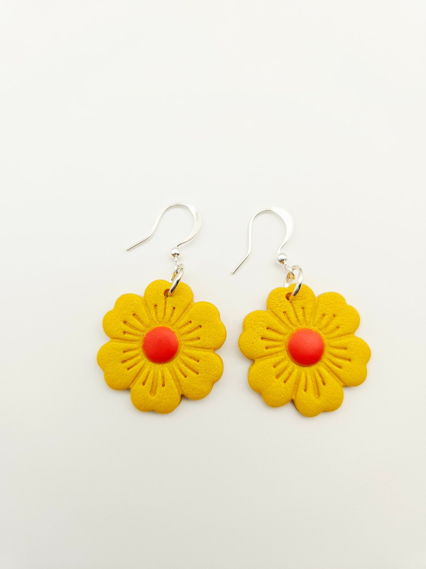 Earring dangles - retro flower