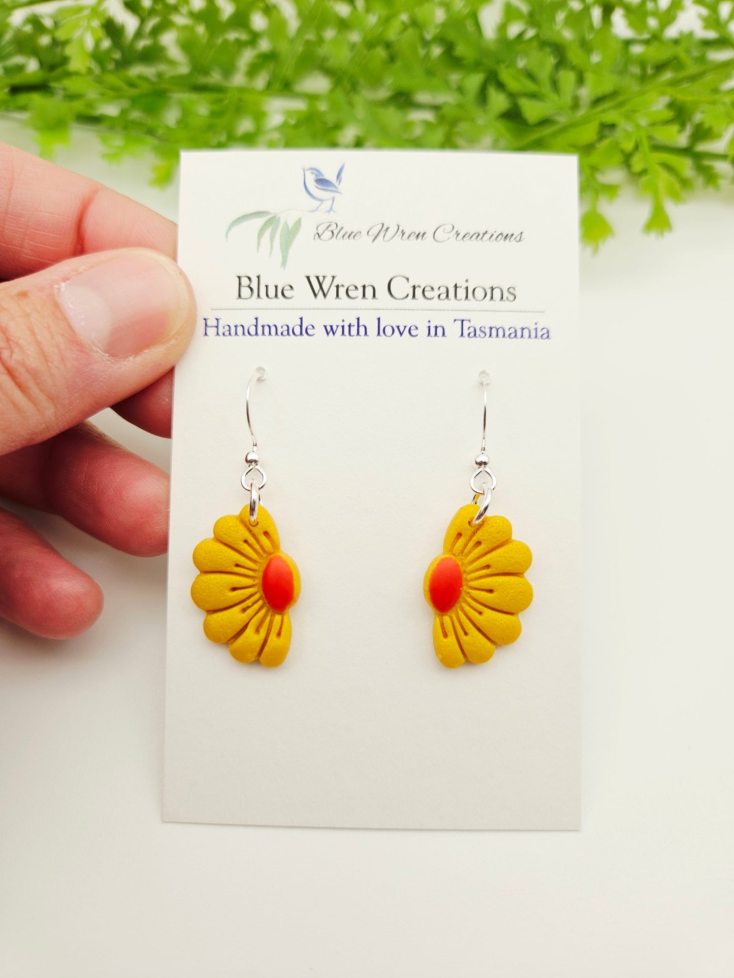 Earring dangles - retro half flower mini